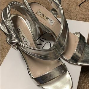 Women’s Steve Madden silver heels